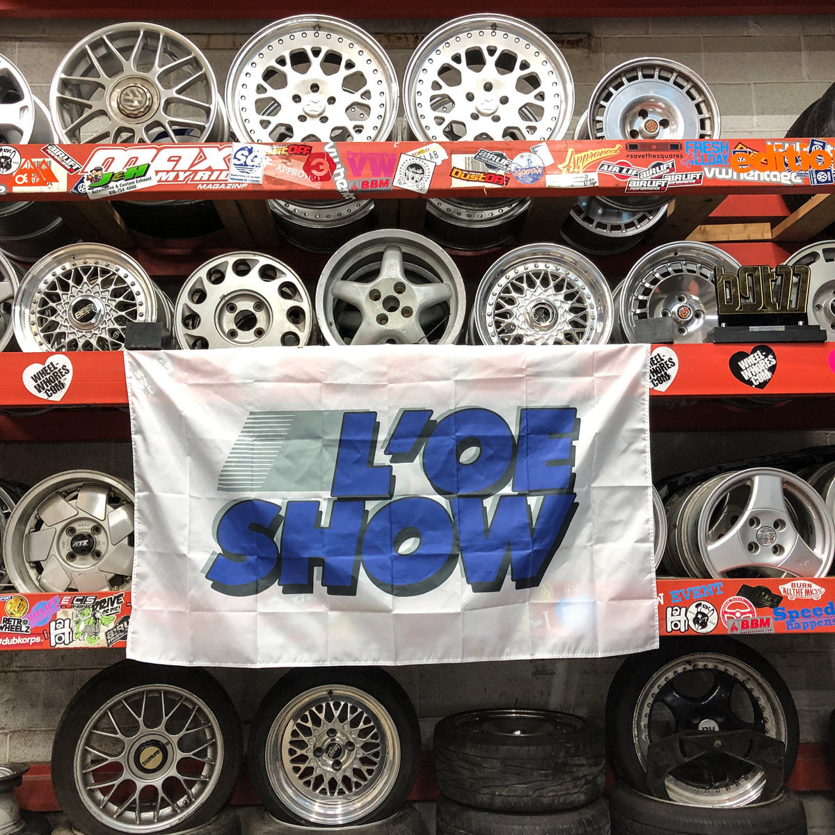 LOE Show Flag (Free U.S. Shipping in Lower 48 States)